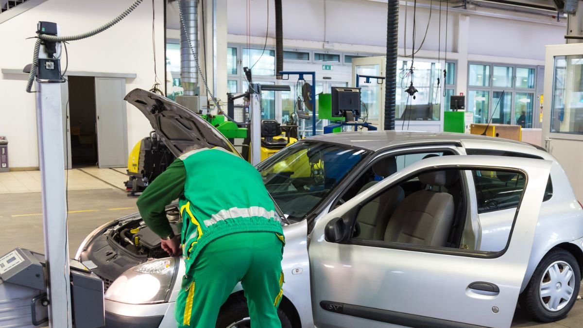 Señales de que tu coche necesita una revisión urgente